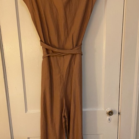 Aritzia Wilfred Brax Linen Wrap Jumpsuit - Nutmeg color - Picture 6 of 8